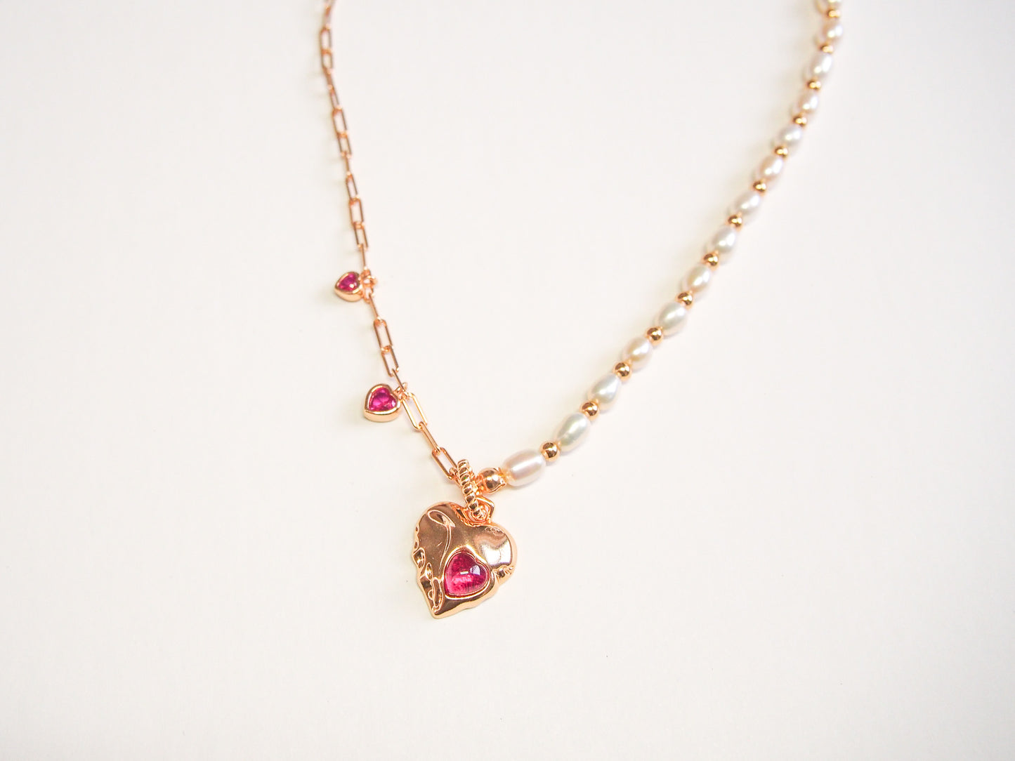 Amour Pearl Necklace