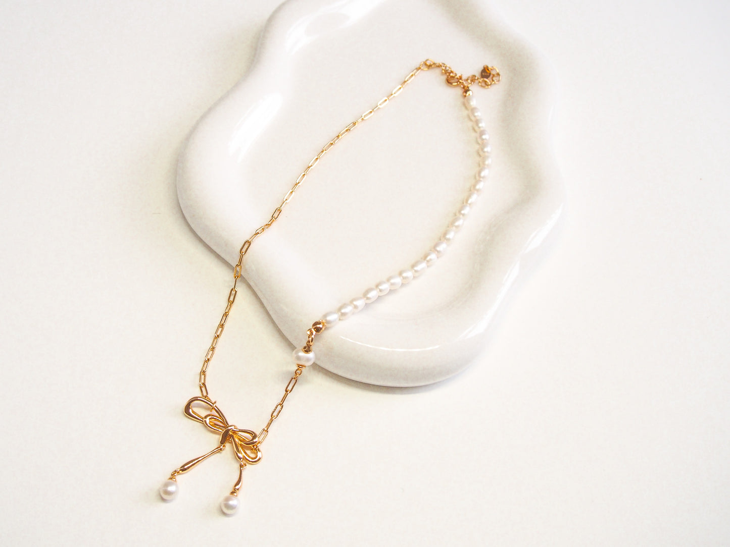 Yasmin Pearl Necklace