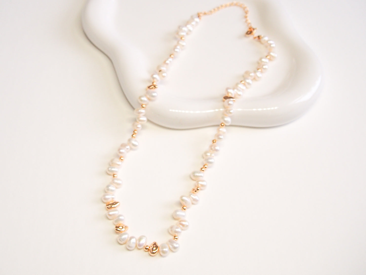 Dina Pearl Necklace