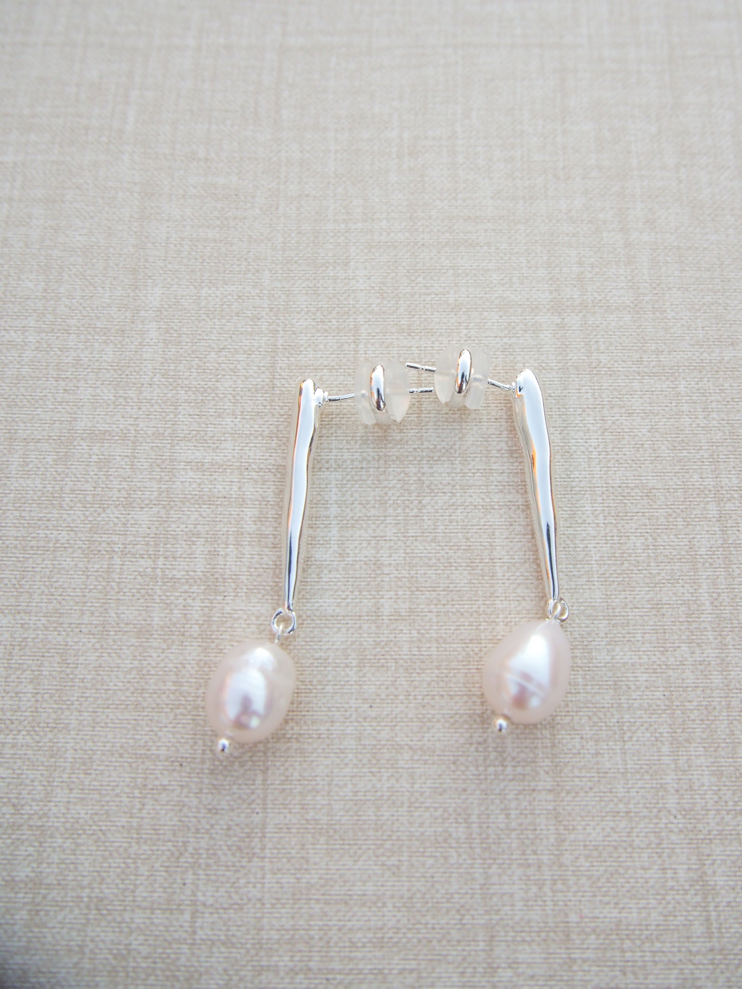 Gold Pillar Pearl Earrings