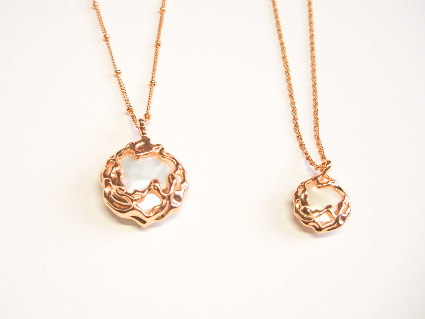 Must Have Baroque Pearl Pendent Necklace