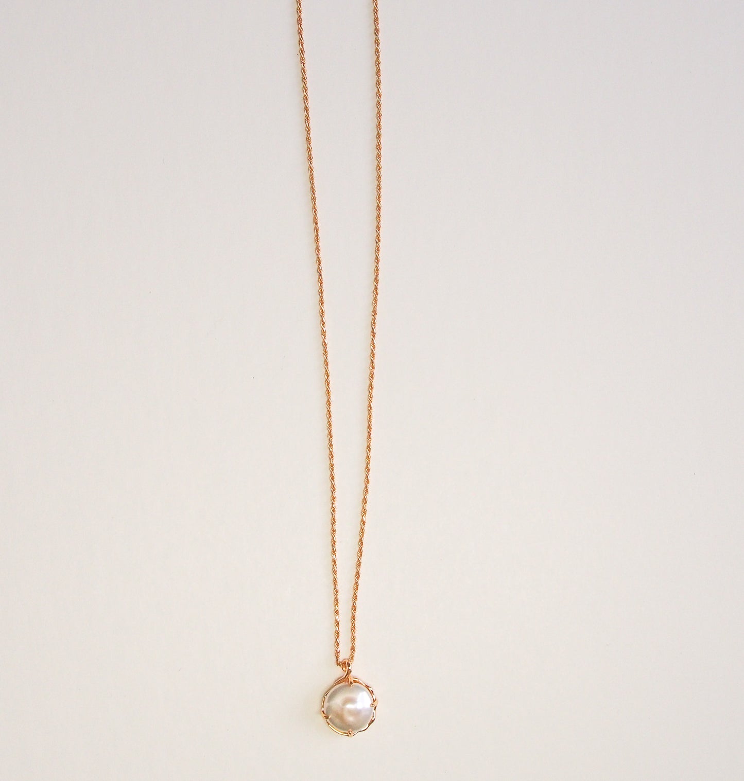 Must Have Baroque Pearl Pendent Necklace