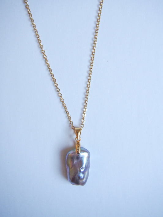 Selkie Baroque Pearl Pendant Necklace