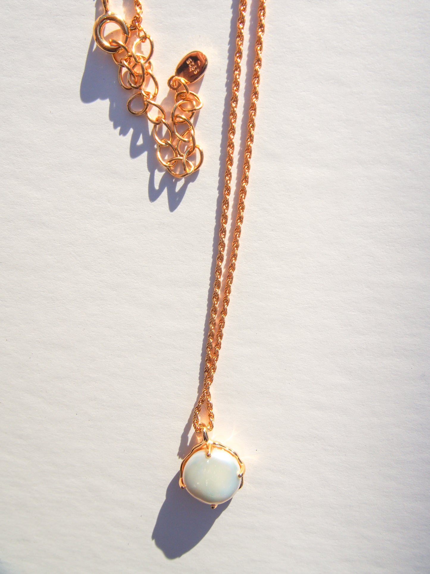 Must Have Baroque Pearl Pendent Necklace