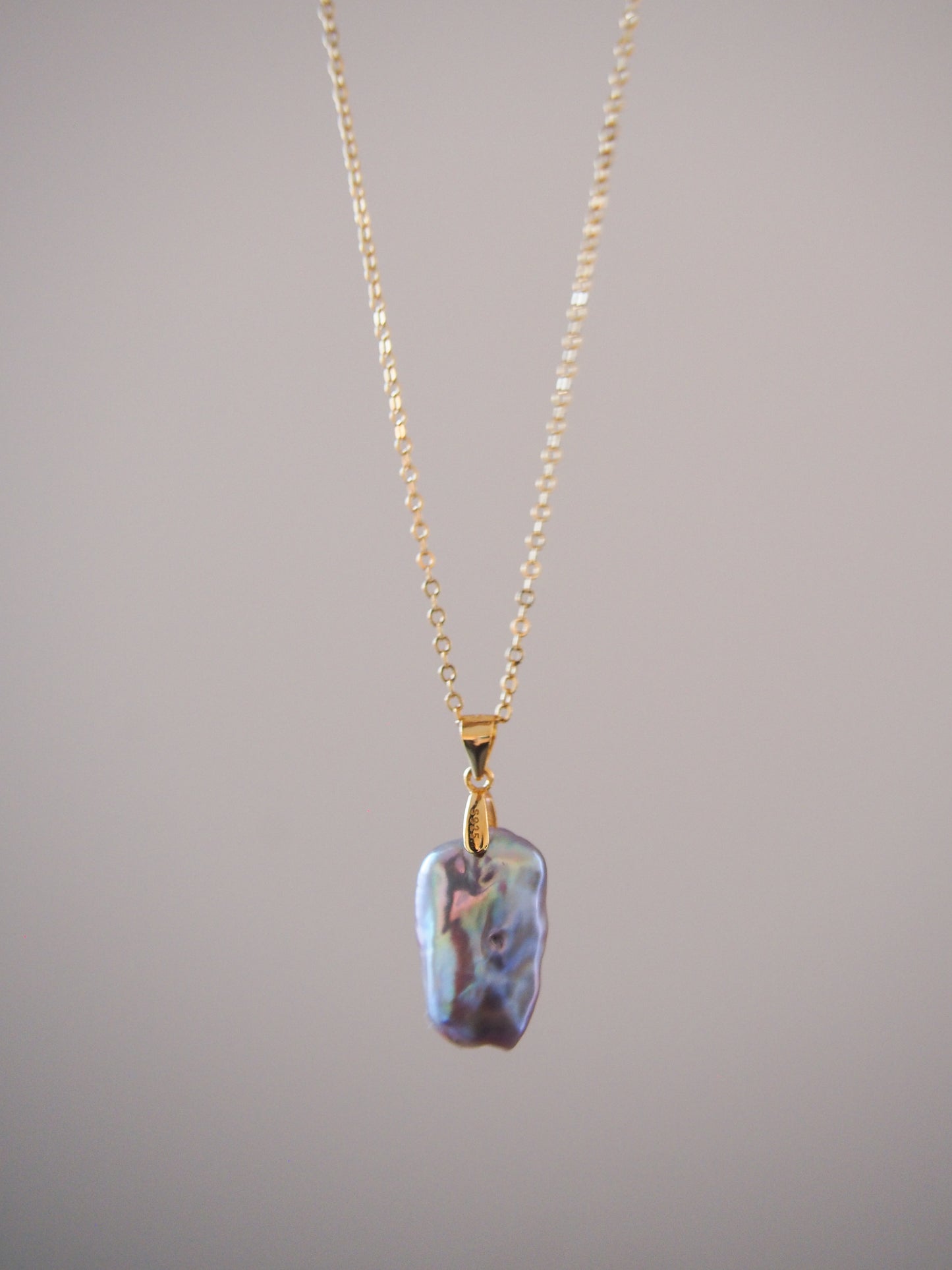 Selkie Baroque Pearl Pendant Necklace