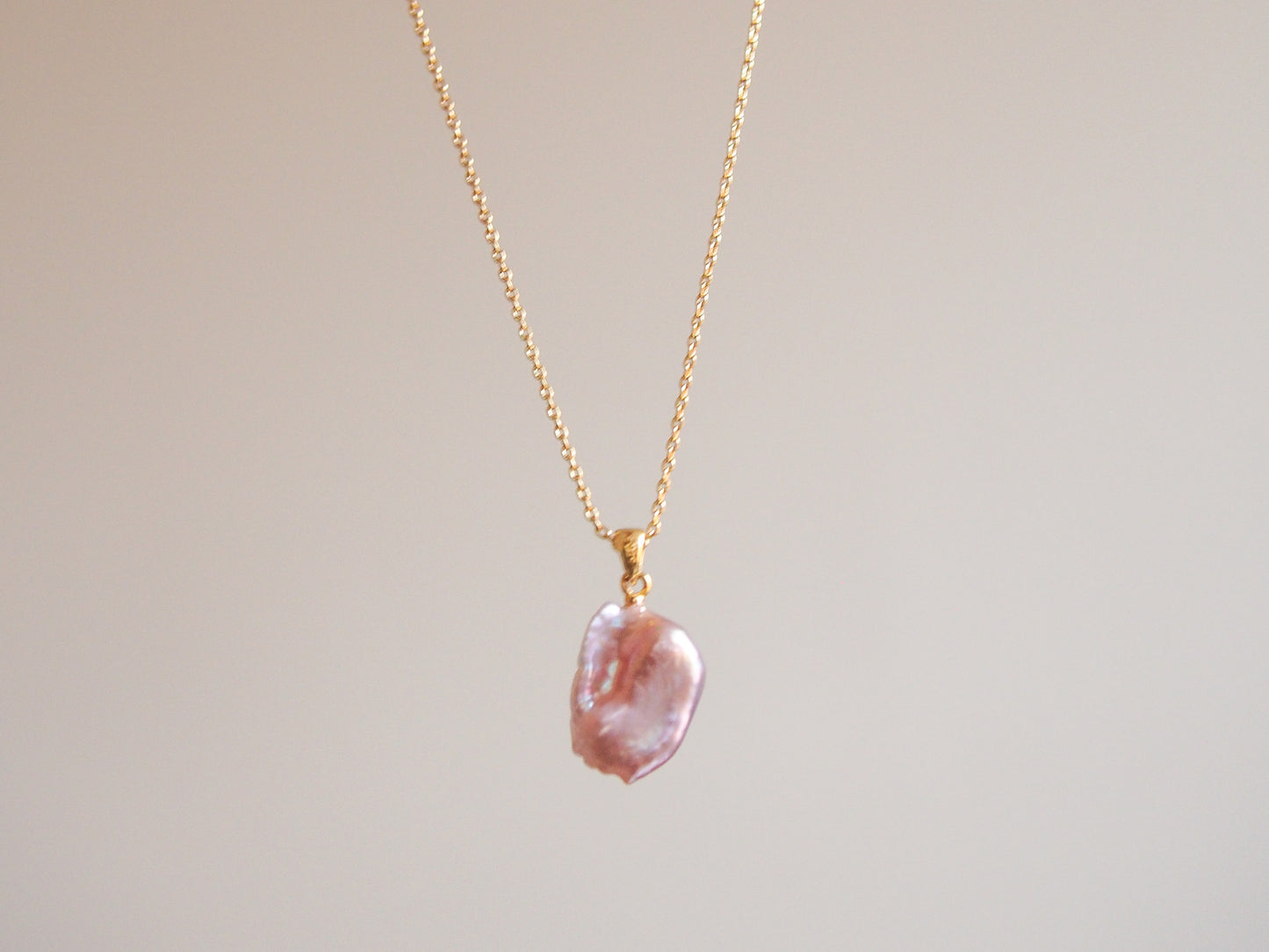 Baroque Pearl Pendant Necklace