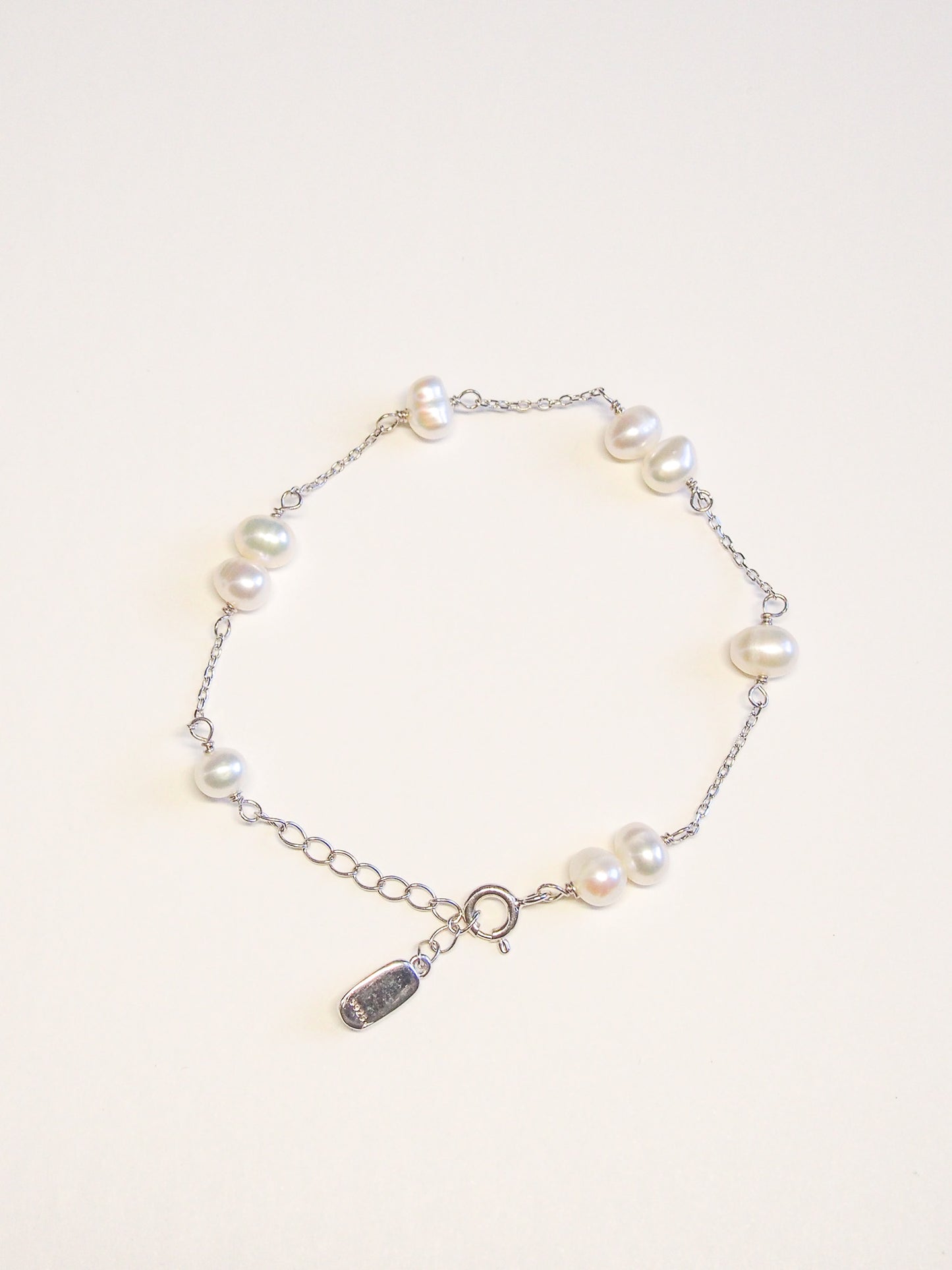 Noor Pearl Bracelets